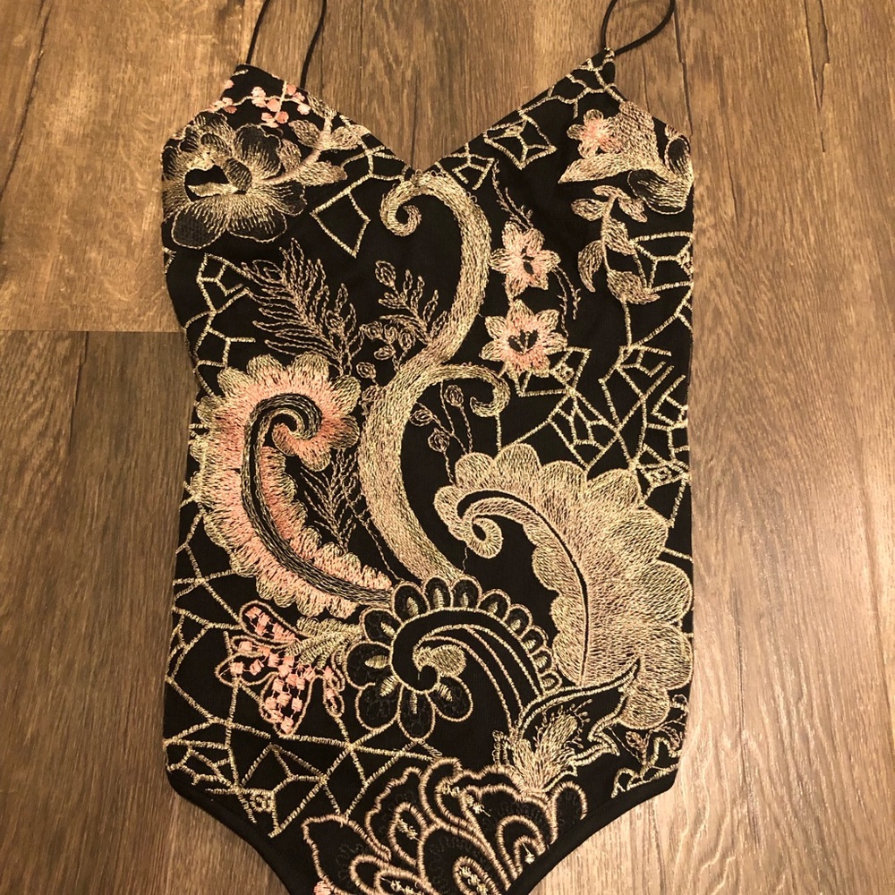 Windsor body suit